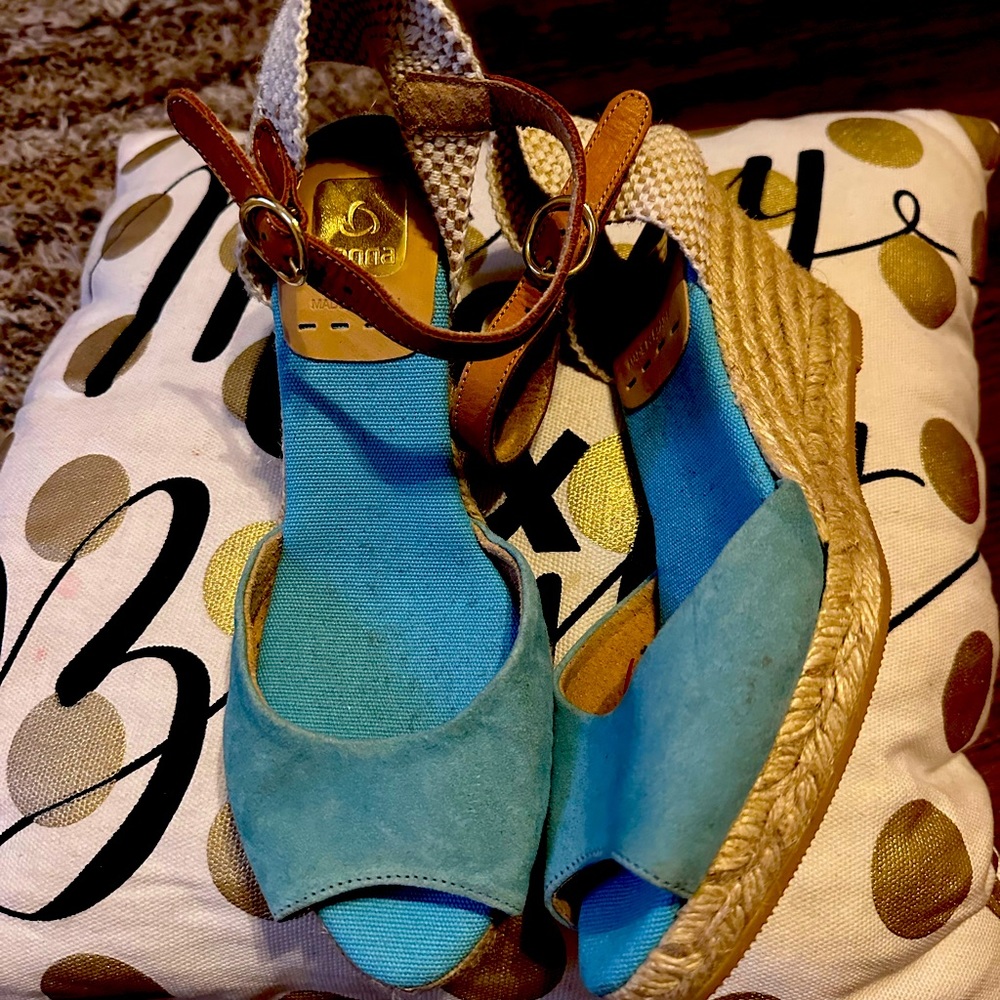 Kanna wedges